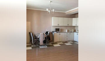 For Rent 108m2 Nonstandard New building Flat Renovated. Price: 600$