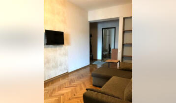 (Auto Translate!) Apartment for sale in the best condition in the best location at the beginning of Nutsubidze Street. The house has a green yard. All the necessary infrastructure (metro, shops, pharmacies, etc.) is close by.