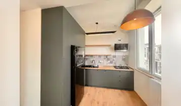 (Auto Translate!) An uninhabited apartment with renovation, furniture and equipment is for sale in a newly built building near the Green District. It is also possible to sell the apartment without furniture, heating and appliances (price $110,000). High quality material is used for the repair. In case of additional questions, write or contact me.