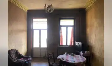 (Auto Translate!) Renovated apartment for sale on Kyacheli street, near the church.