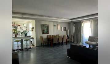 For Sale 85m2 Kavlashvili Old Building Flat Old renovated. Price: 110000$