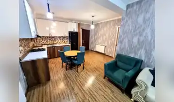 (Auto Translate!) For sale in New Hualing, newly renovated uninhabited apartment, perfectly renovated, the apartment is in a quiet and peaceful corner. Everything remains in the apartment, the apartment is equipped with an Italian central heating system.