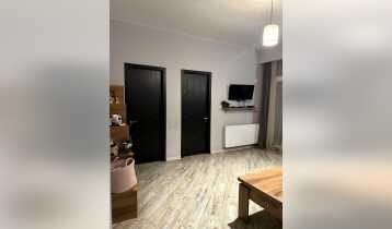 (Auto Translate!) An apartment with furniture and appliances is for sale immediately.!! The apartment has 2 bright bedrooms. All rooms have window/balcony access. It is a corner apartment.