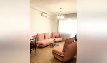 (Auto Translate!) Apartment for sale, P. Kavtaradze (Dream Town complex), on the 9th floor, overlooking Nutsubidze. There are 24/7 shops around the complex, City Mall, 7 minutes walk to Delhi Metro. The building has parking spaces, 24/7 security and cameras.