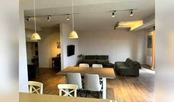 For Rent 170m2 Nonstandard New building Flat Renovated. Price: 1700$